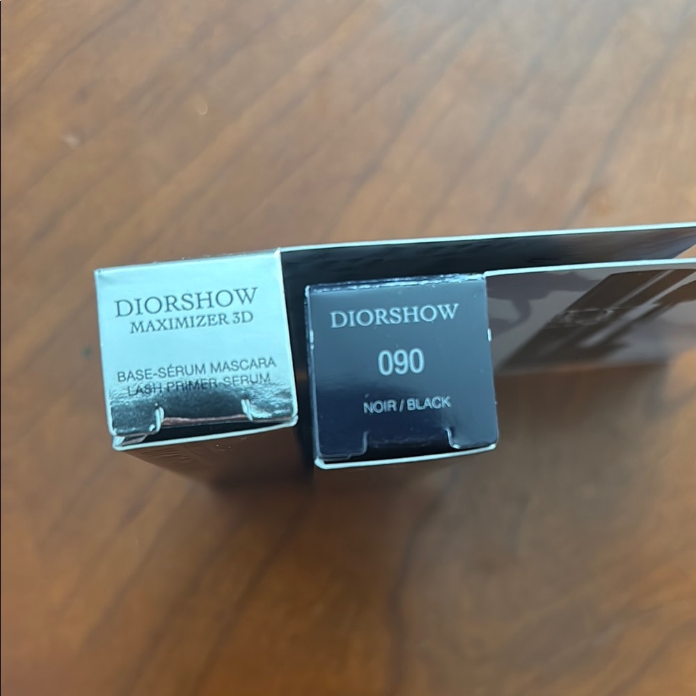 Dior Black Mascara Set with Silver Accents - Picture 5 of 7